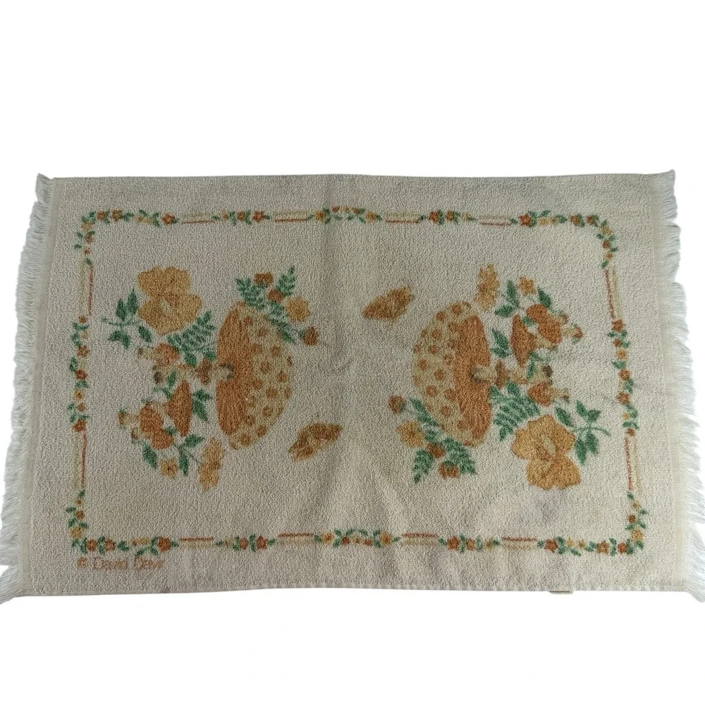 Vintage Retro Mushroom Hand Towels Beige Butterflies Terry Fringe Made In USA